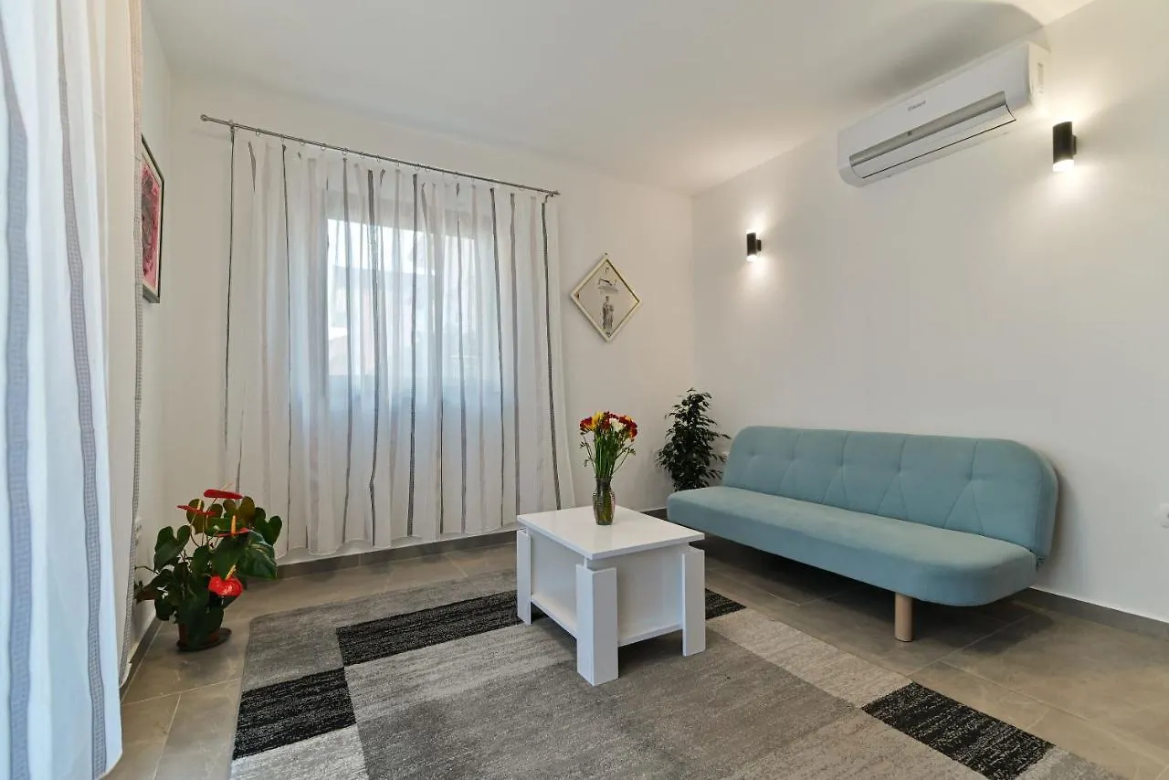 Apartments Sky Trogir Kroatien